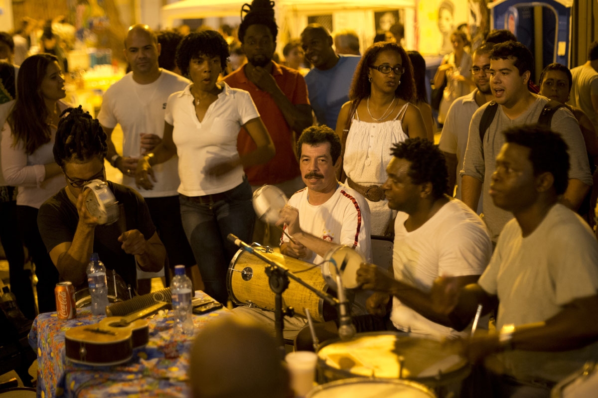 Musicians play samba music, as they do every Monday, at Salt Stone Square (Pedra do Sol) near Rio de Janeiro's port, November 12, 2012.