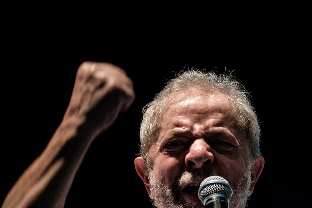 Lula pronucnia un discurso en Rio de Janiero, el 6 de junio de 2016.