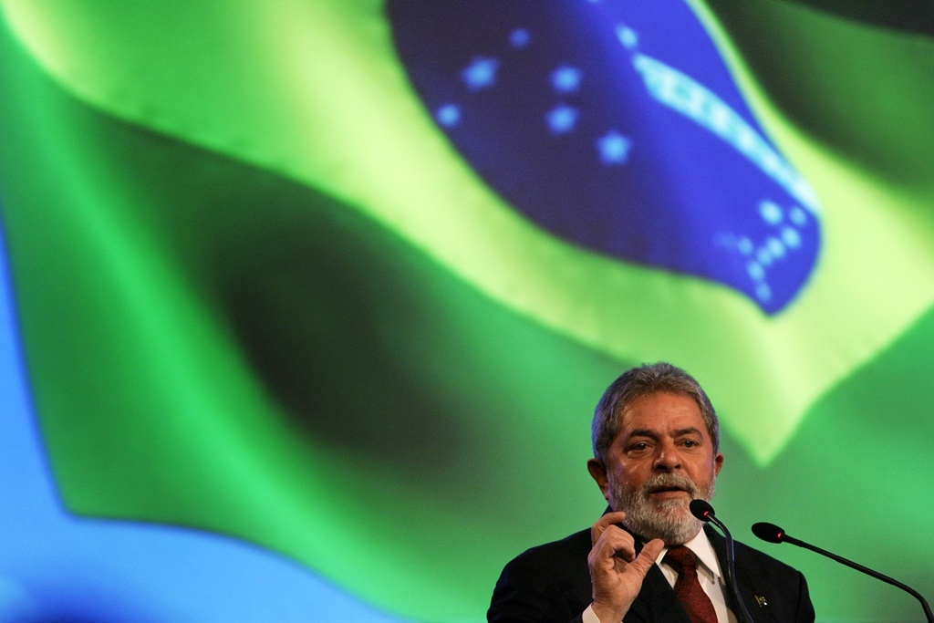 Lula pronuncia un discurso en la conferencia internacional de Biofuels em Sao Paulo, Brasil, el 21 de noviembre de 2008.