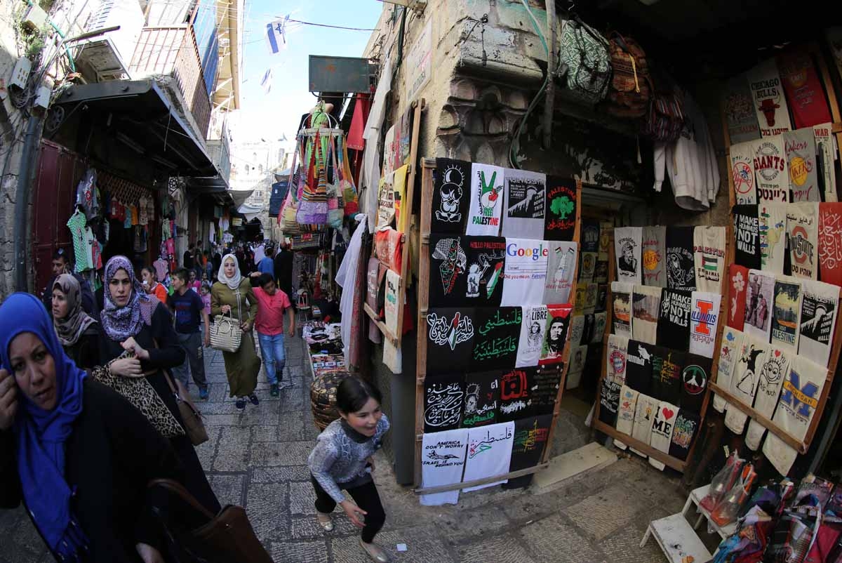 Calles de un mercado de Jerusalén, en abril de 2017.
