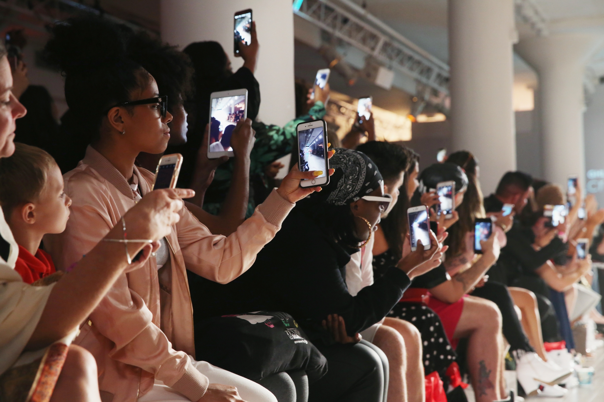 Desfile de Tumbler And Tipsy By Michael Kuluva fashion, en la New York Fashion Week, el 13 de septiembre de 2017